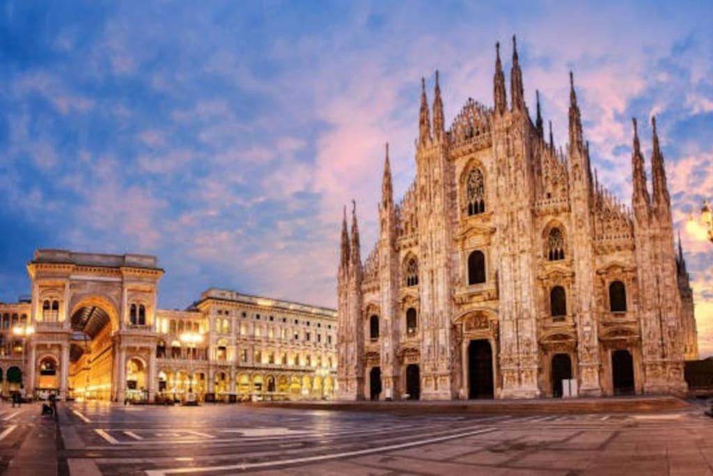 Luxury Loft On The Duomo Wifi & Netflix Leilighet Milano Eksteriør bilde